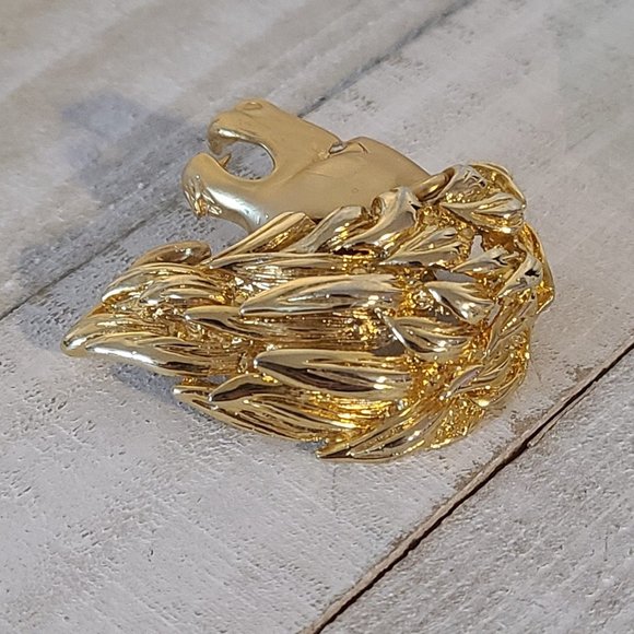 Vintage Lion Head Gold Tone Brooch Pin Rhinestone Eye Leo Zodiac 3d Profile - Picture 4 of 8